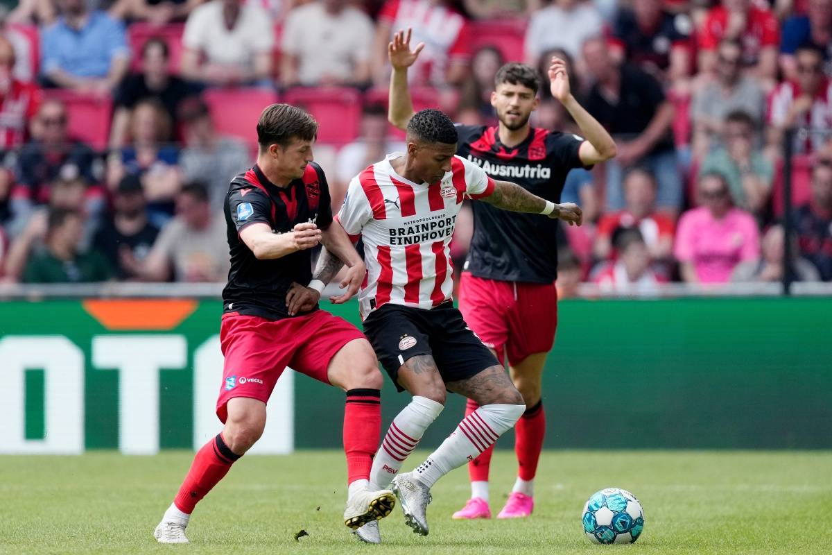 等名宿在职 等名宿在职