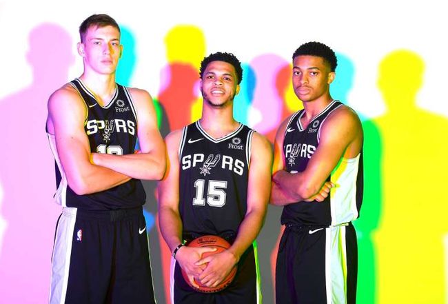 过渡为三角 过渡为三角